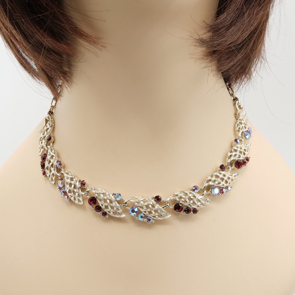 LISNER Vintage Rhinestone Necklace & Earrings Set